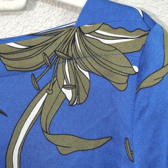 Ann Taylor Women’s Blouse Executive Boho Capsule XS Blue Floral Cuff Sleeve Work - Picture 4 of 9